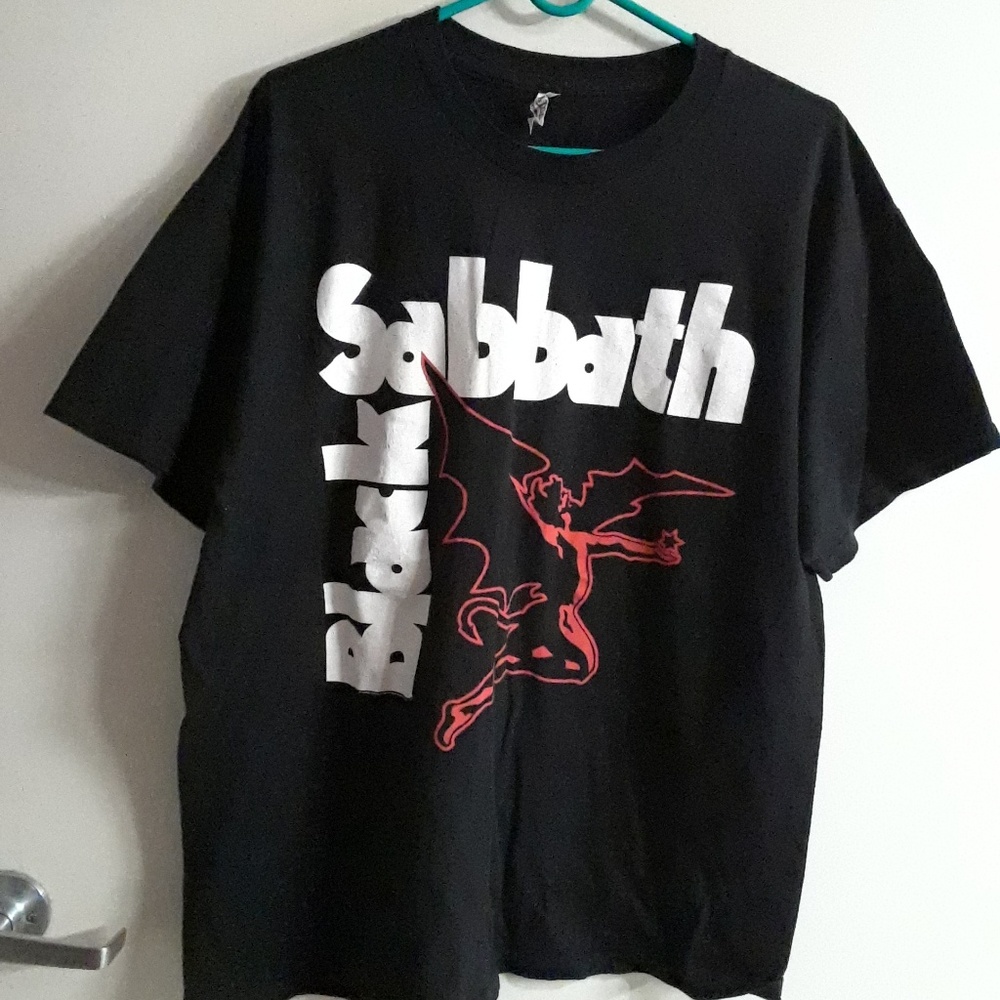 Black Sabbath band T-shirt